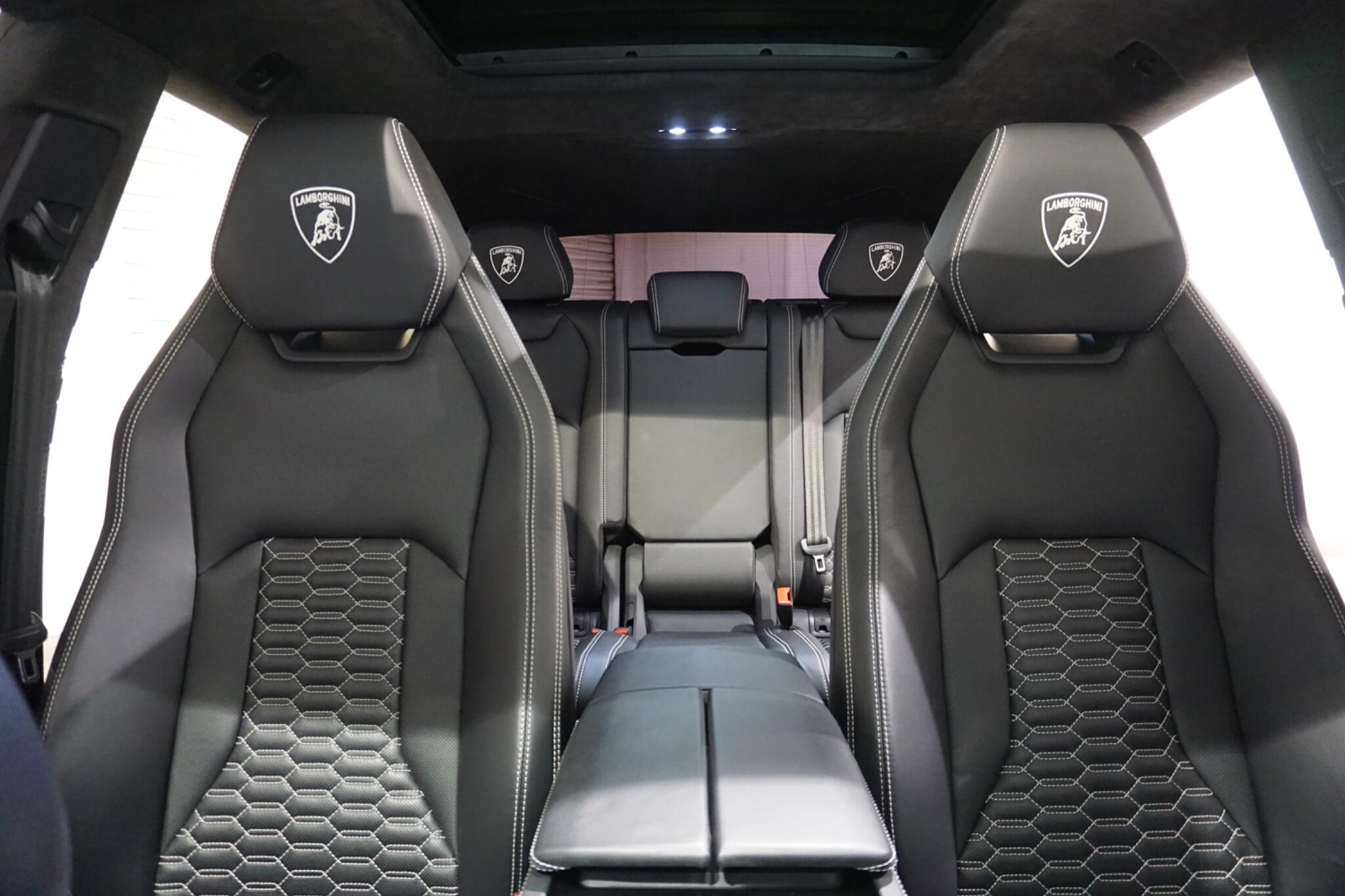 Lamborghini Urus 4.0 V8 BiTurbo SUV 5dr Petrol Auto 4WD Euro 6 (650 ps)